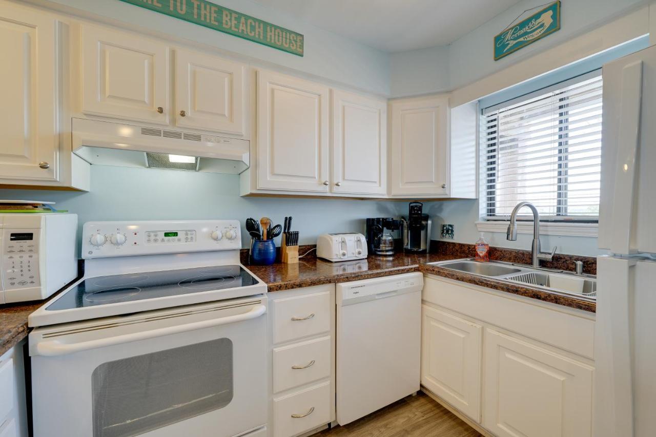 Oceanfront Carolina Beach Condo With Pool And Views! Exterior photo